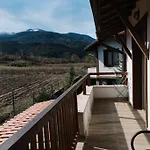 Maria, Complex Aleksandria فيلة دوبرينيشت
