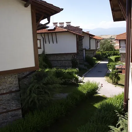 Maria, Complex Aleksandria Villa Dobriniste