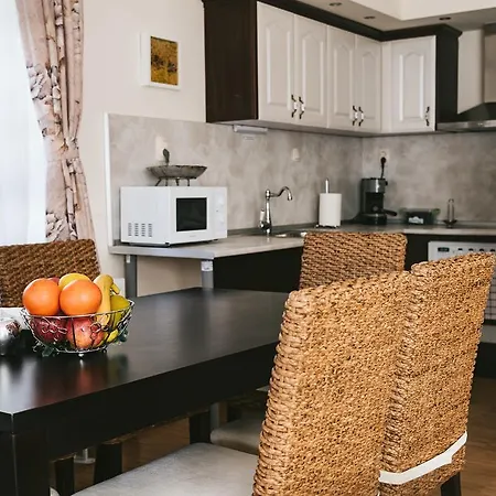 Maria, Complex Aleksandria Dobrinichte