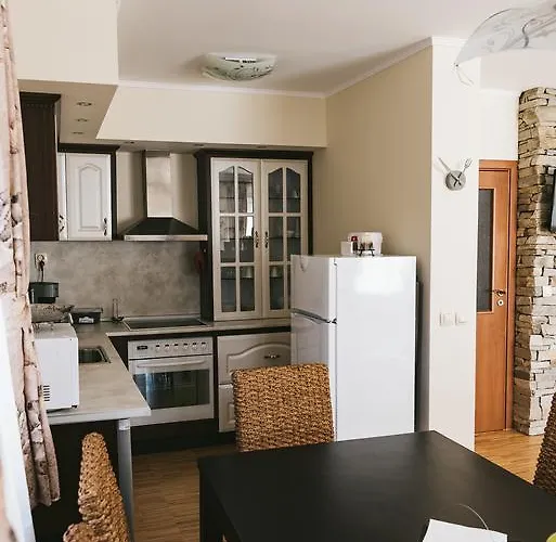 Maria, Complex Aleksandria *