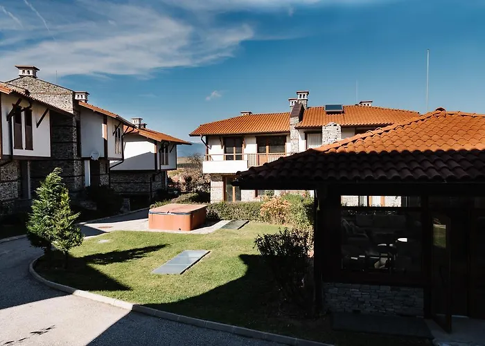 Villa Maria, Complex Aleksandria *