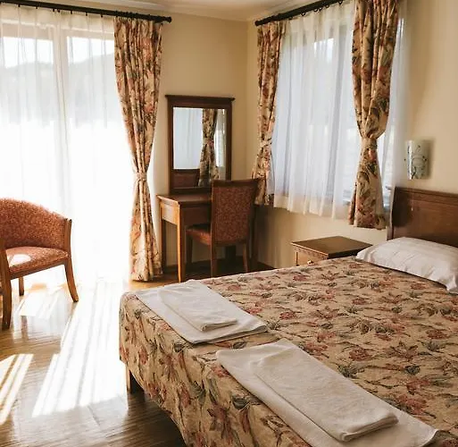 Maria, Complex Aleksandria