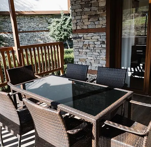 Maria, Complex Aleksandria Villa Dobrinishte